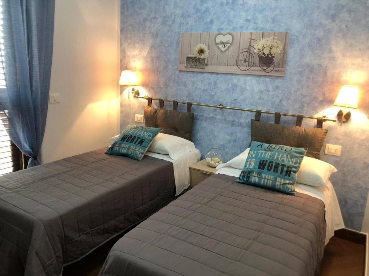 Beb Oasi Marina Bed and Breakfast Campofelice Di Roccella Exteriör bild