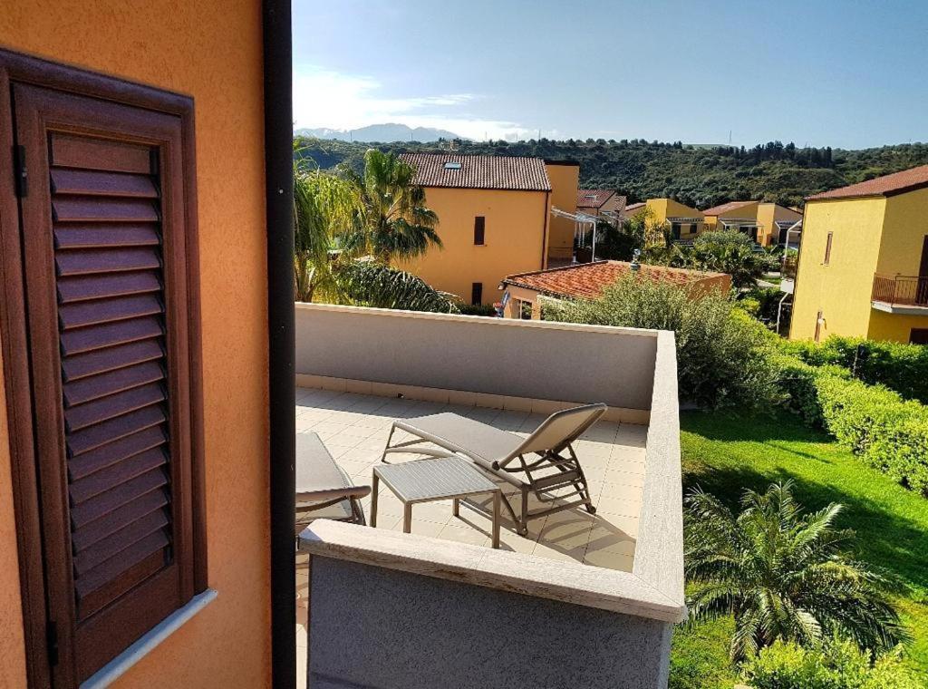 Beb Oasi Marina Bed and Breakfast Campofelice Di Roccella Exteriör bild